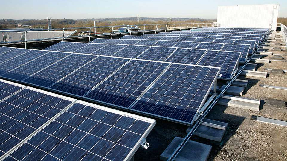 Industria diellore përshpejton largimin nga argjendi përballë rritjes së kostove