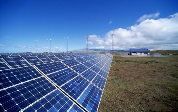 Sunny Side Energy avancon me parkun fotovoltaik 100 MW në Fier