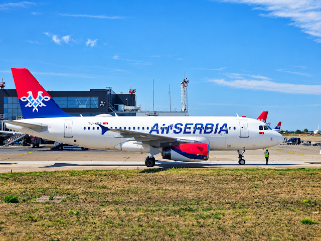 Air Serbia nxjerr nga përdorimi avionin e tretë A319; dy avionë të tjerë do t’i shtohen flotës. Air Serbia retires third A319, two more aircraft to join fleet