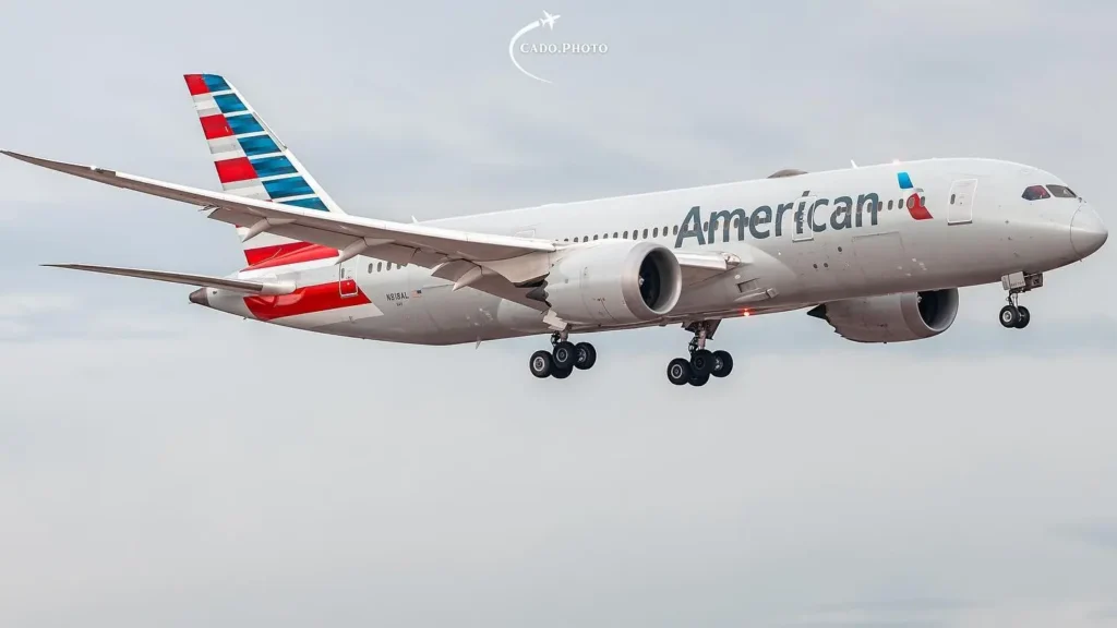 Piloti i American Airlines dorëzon dorëheqjen nga puna me pagë 300,000 dollarë, shprehet se askush nuk i ka përgjigjur American Airlines Pilot Quits $300K Job, Says Nobody Replied to His Resignation