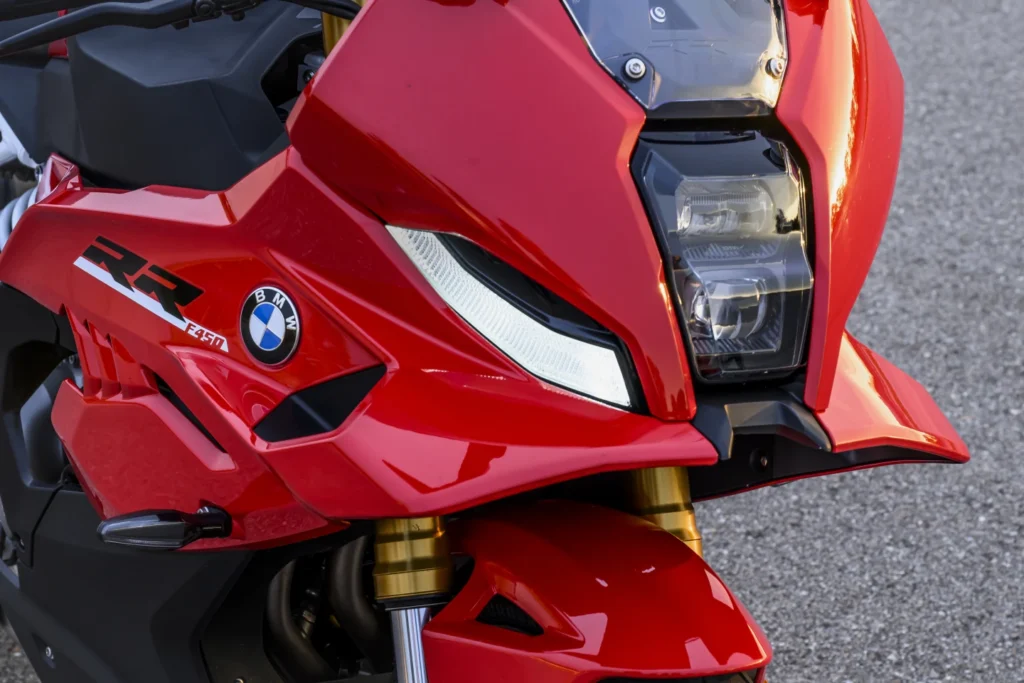 Motoçikleta sportive më e vogël e BMW, prezantuar zyrtarisht