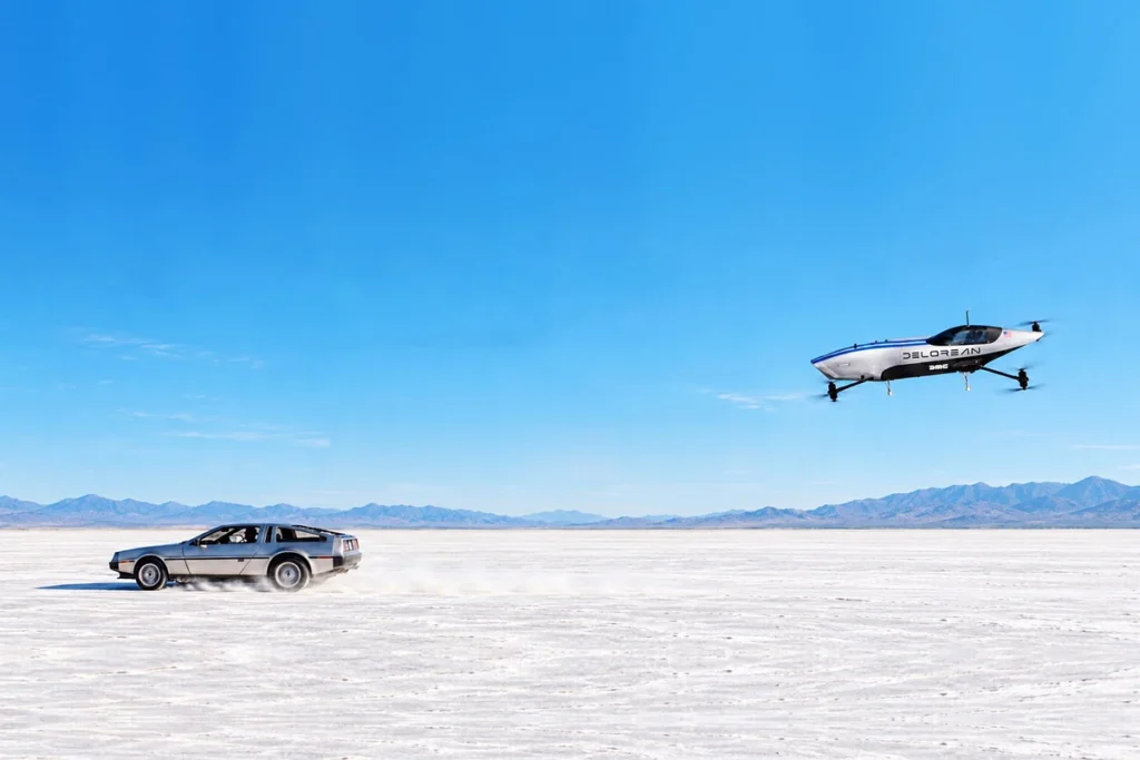 DeLorean teston teknologjinë e autombileve fluturuese elektrike