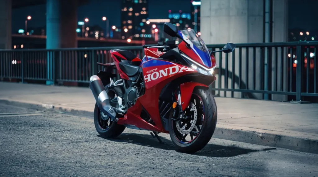 Honda prezanton motorin sportiv të ri me katër cilindër që ofron 70 kuaj fuqi