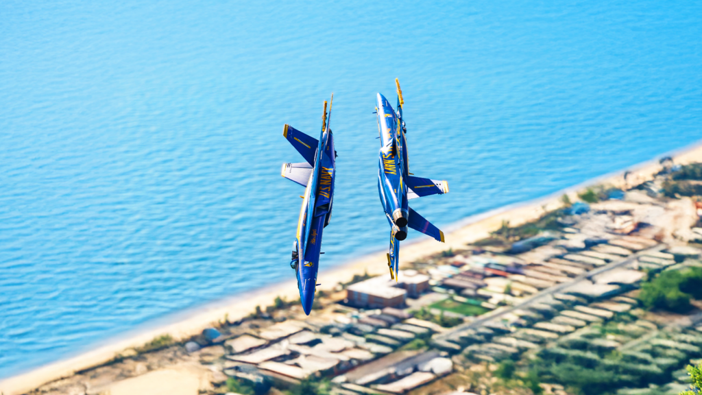 How The Blue Angels Fly Just Inches Apart: Inside The US Navy’s Demonstration Team
