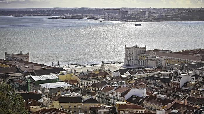 Lisbona, kryeqyteti më i mirë i Evropës dhe destinacion kryesor për kryerje detare në vitin 2026