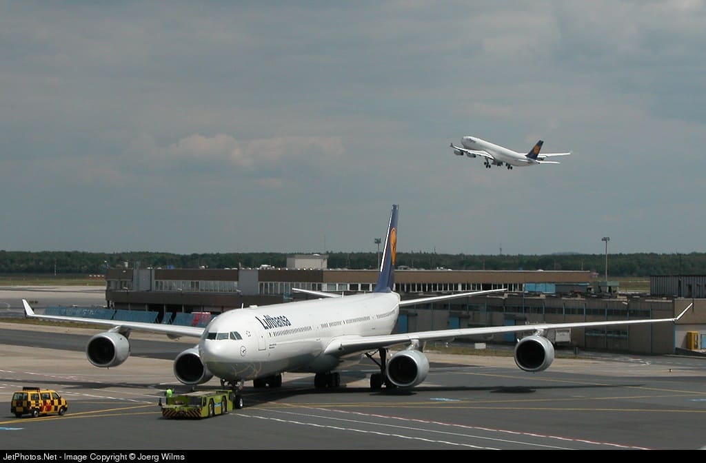 Lufthansa ndalon përdorimin e avionëve A340-600