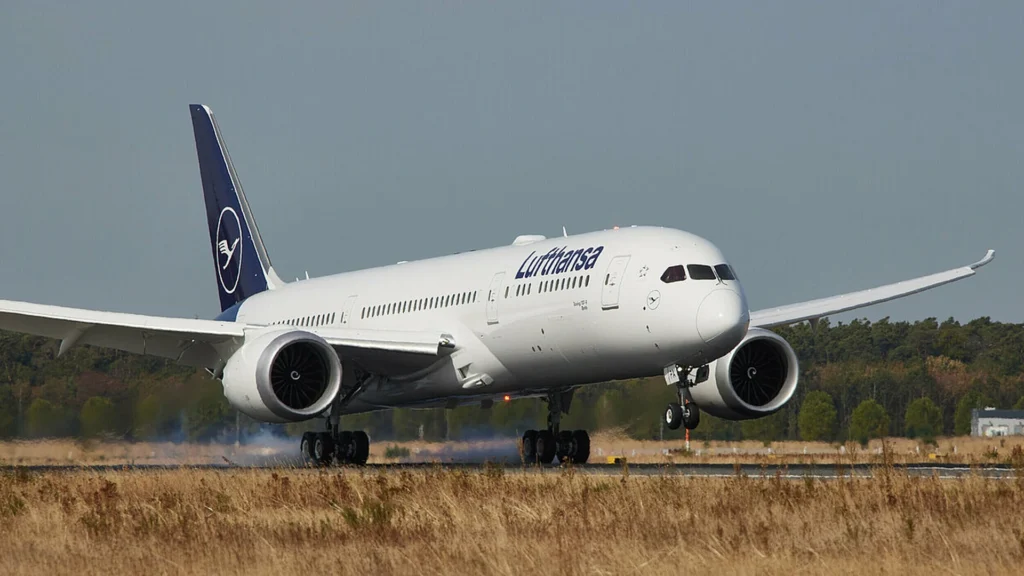 Lufthansa to Restart Flights to These 6 International Destination