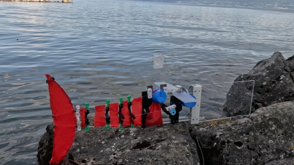 Peshku robot lëviz si një peshk i vërtetë dhe mund të prodhohet në çdo madhësi