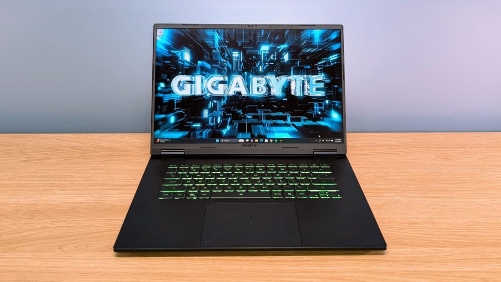 Laptopi lojërash RTX 5070 Ti me 32GB RAM në ofertë me çmim të ulët: vetëm 1449 dollarë