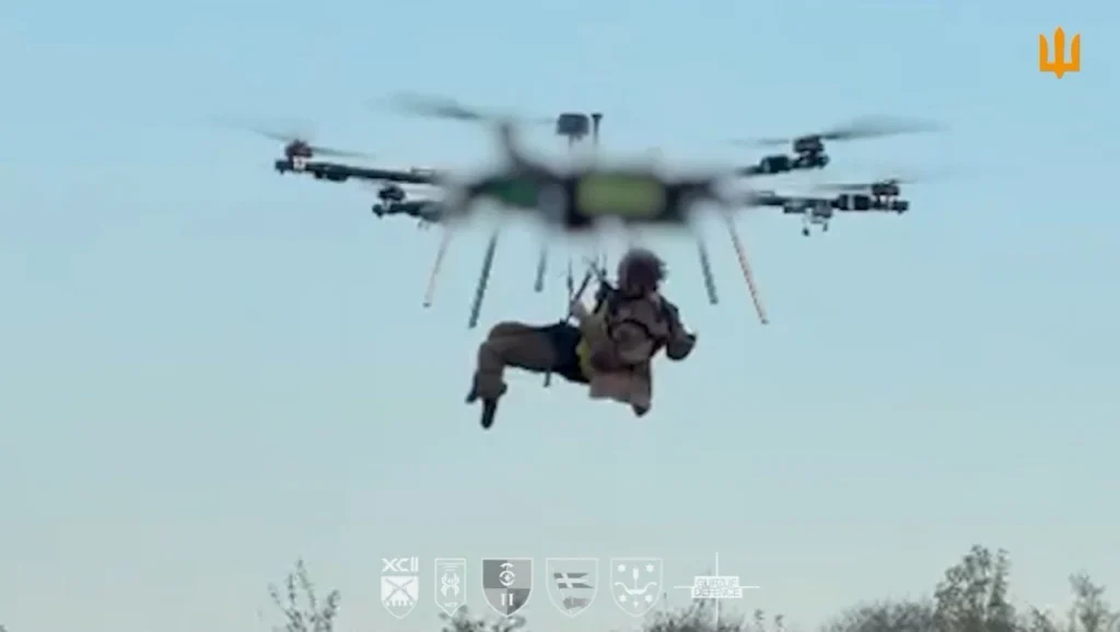Dron i ukrainas kryen transportin e parë ajror të pacientëve në botë