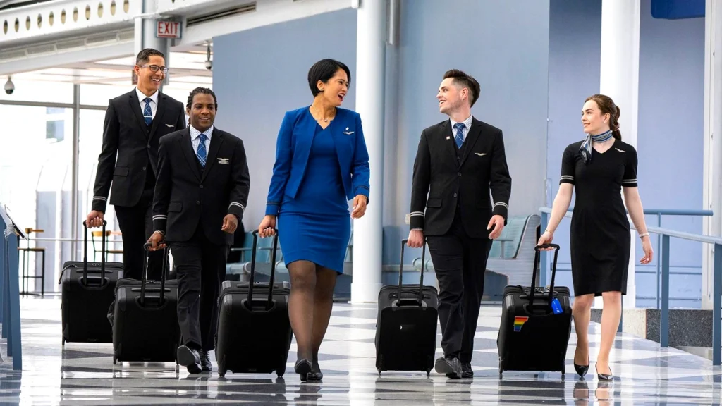 United Airlines zgjeron rrjetin e stafit me dy qendra të reja, një surprizë për shumëkë United Airlines Expands Crew Network with Two Surprising New Base